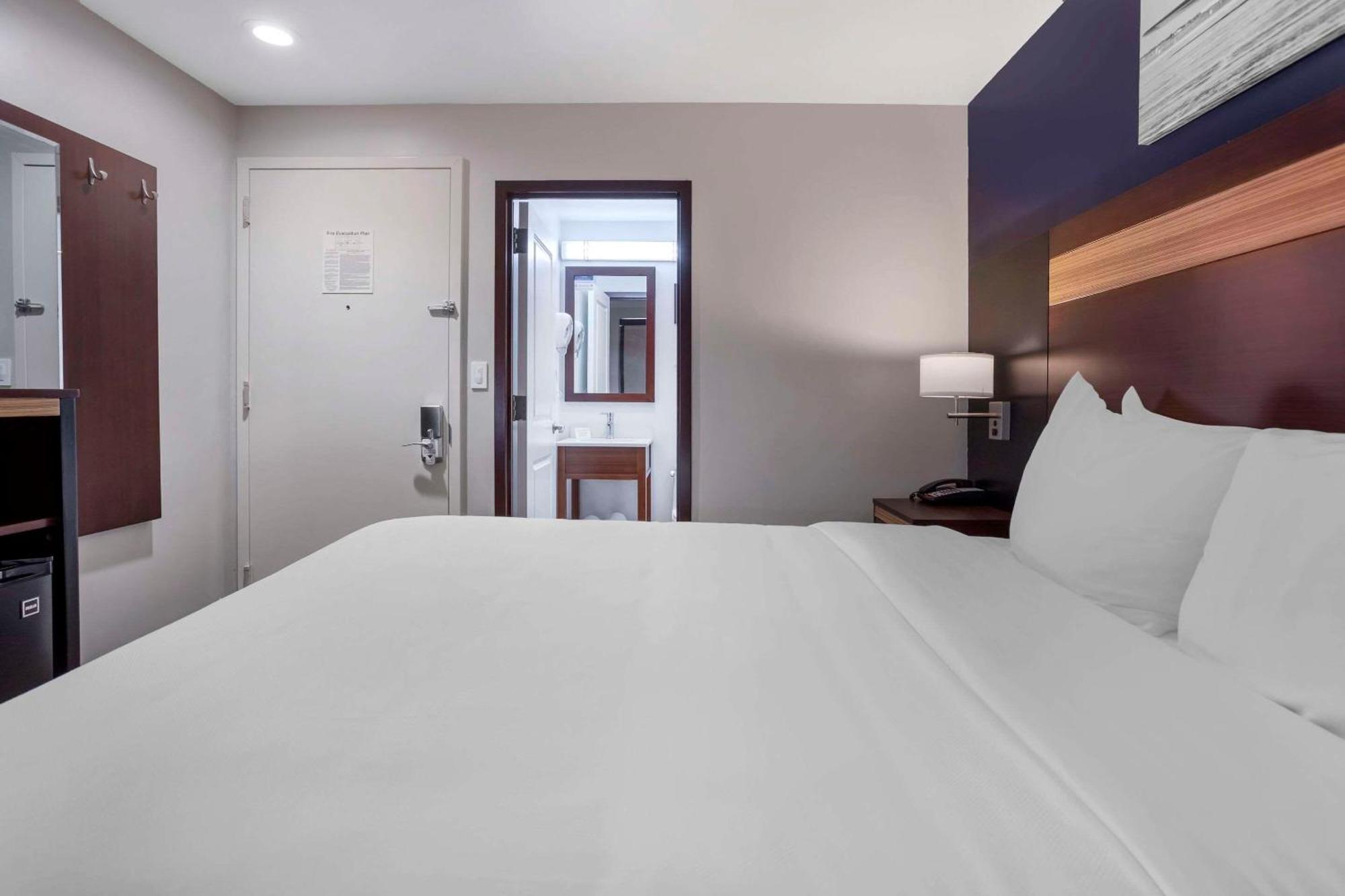Avion Near Lga Airport, Ascend Collection 3* Nova York